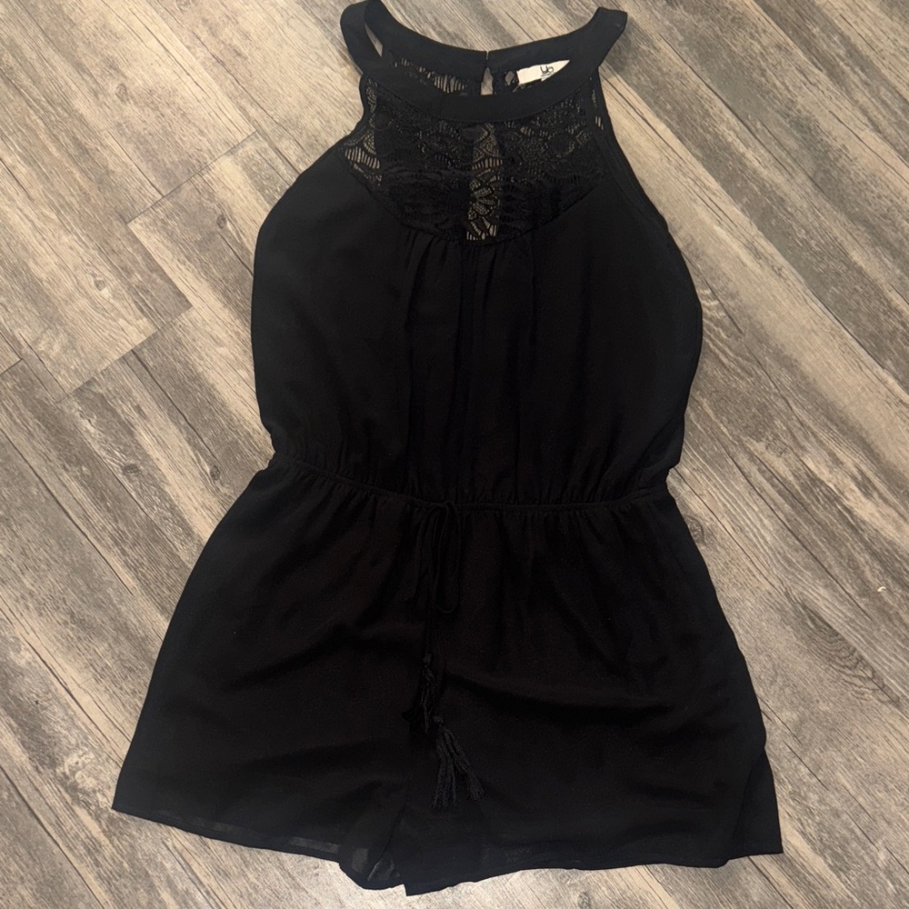 Elegant Black Lace Halter Jumpsuit